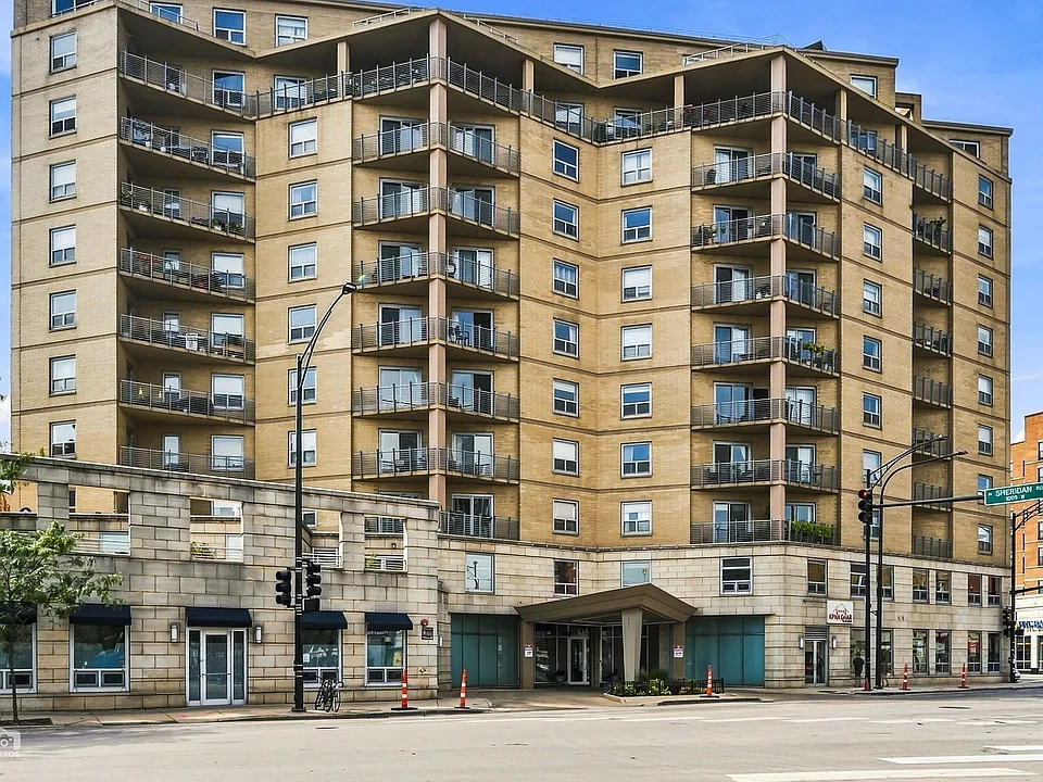 4350 N Broadway #507