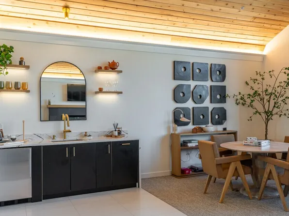 Hudson West Apartments