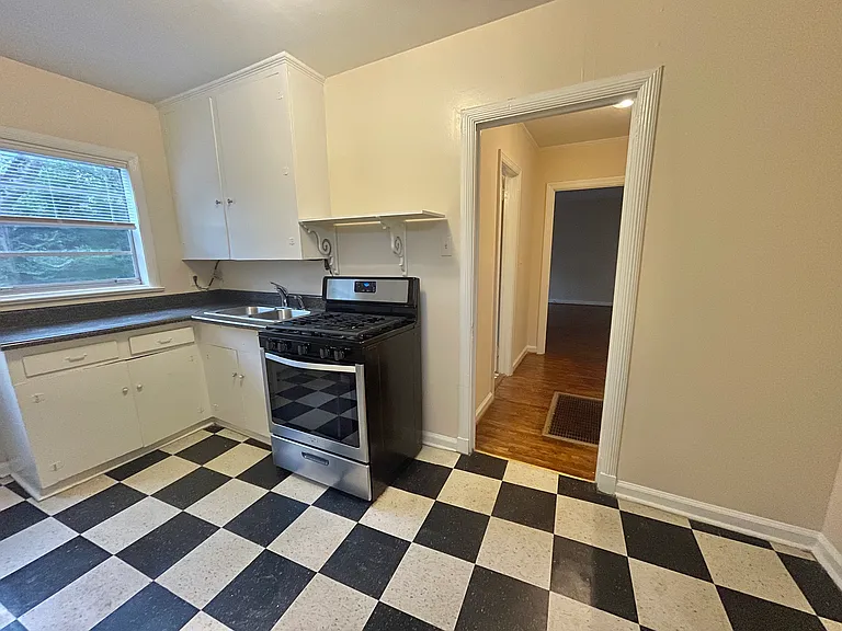 912 Oxmoor Rd #3 — Photo 40