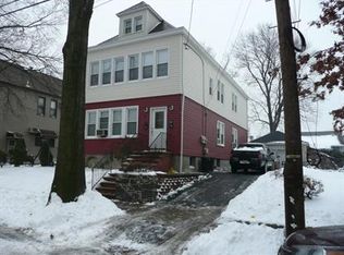 25 Yahara Ave, Rutherford, NJ 07070
