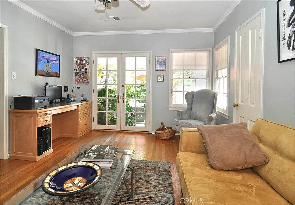 3 bed, 3.5 bath, 2000 sqft, $6,500 — Photo 4