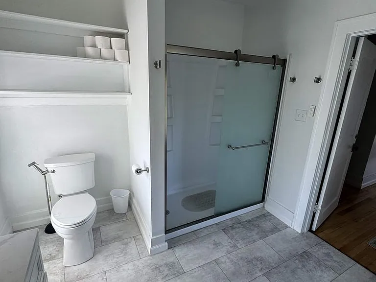 105 W Houghton Ave — Photo 30