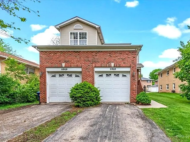 4 bed, 2000 sqft, $2,850 — Photo 2