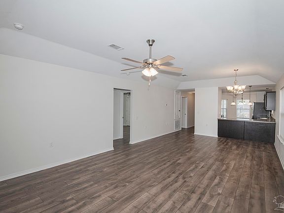 5th image of 3954 Willow Glen Dr