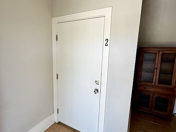 3rd image of 438 Pruitt Ave #2