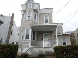 1127 W Norwegian St, Pottsville, PA 17901
