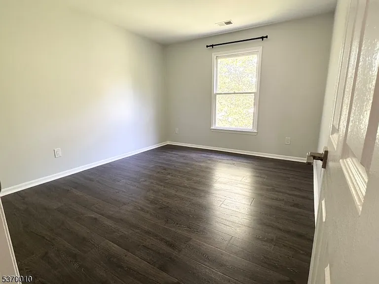 76 Jamestown Rd — Photo 8