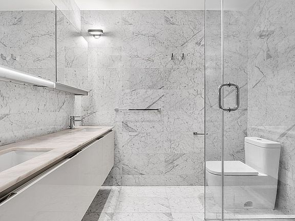 5th image of 14 E 77th St APT 3-F