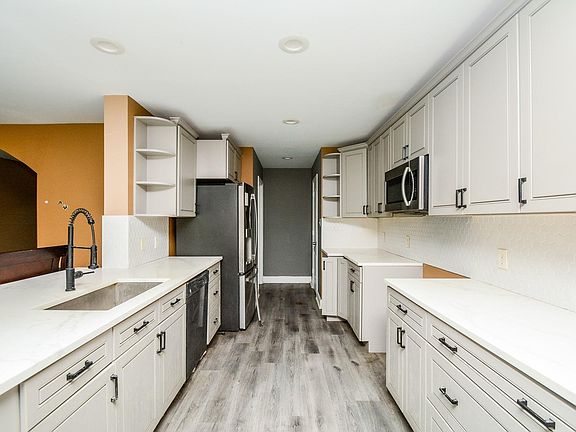 5th image of 20515 Port Bishop Ln