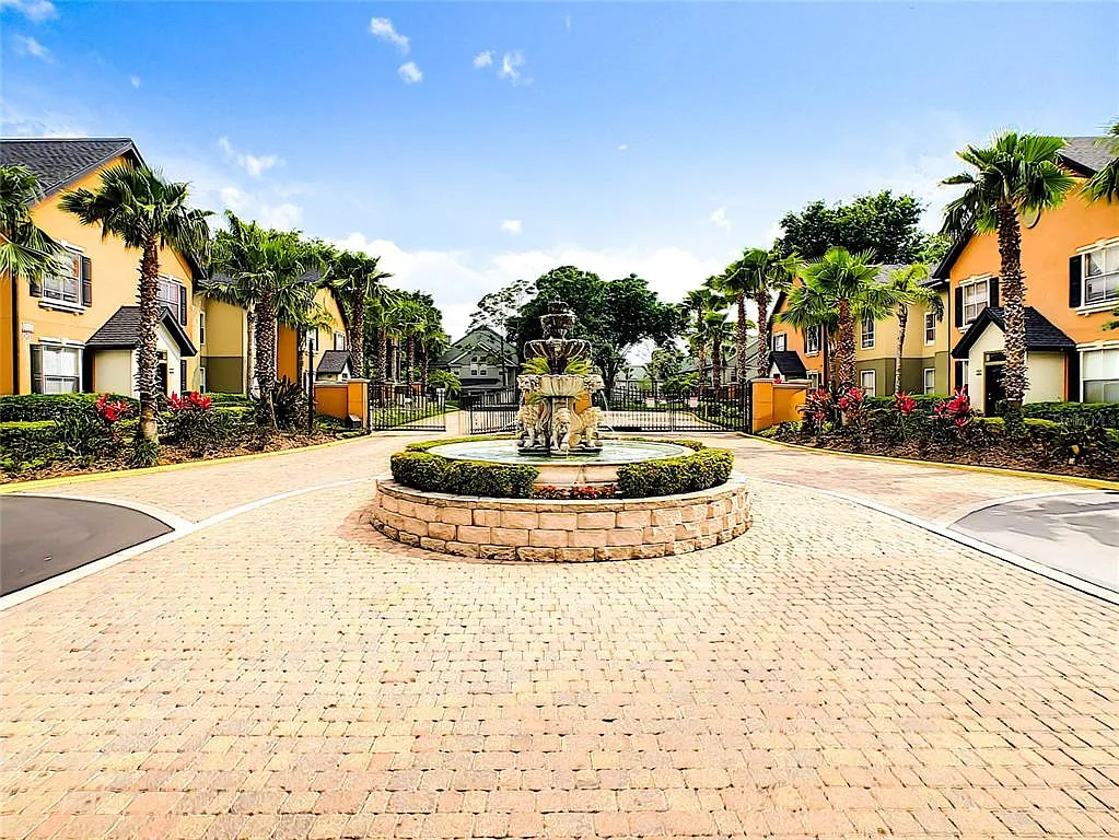 Building Photo - 6025 Westgate Dr #2524