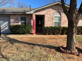 1110 S Cedar St, Brownfield, TX 79316