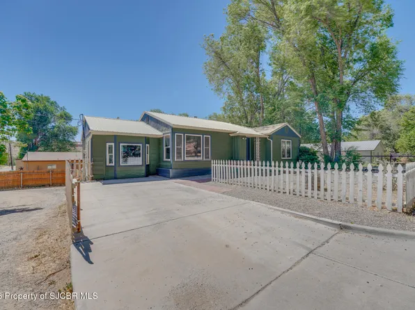 1011 N Auburn Ave, Farmington, NM 87401