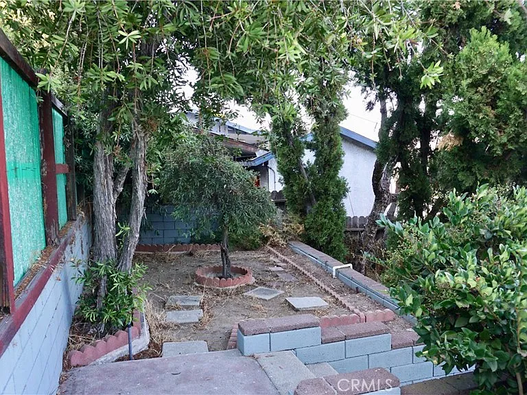 4435 Caledonia Way — Photo 25