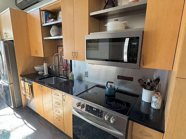 1661 La France St NE #407 — Photo 34