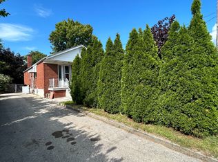8 Highwood Ave, Toronto, ON M1R2E4