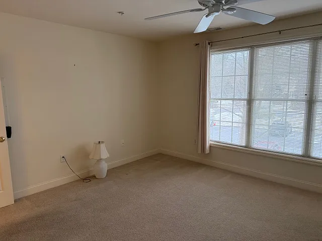 1214 Emerald Ct #1214 — Photo 13