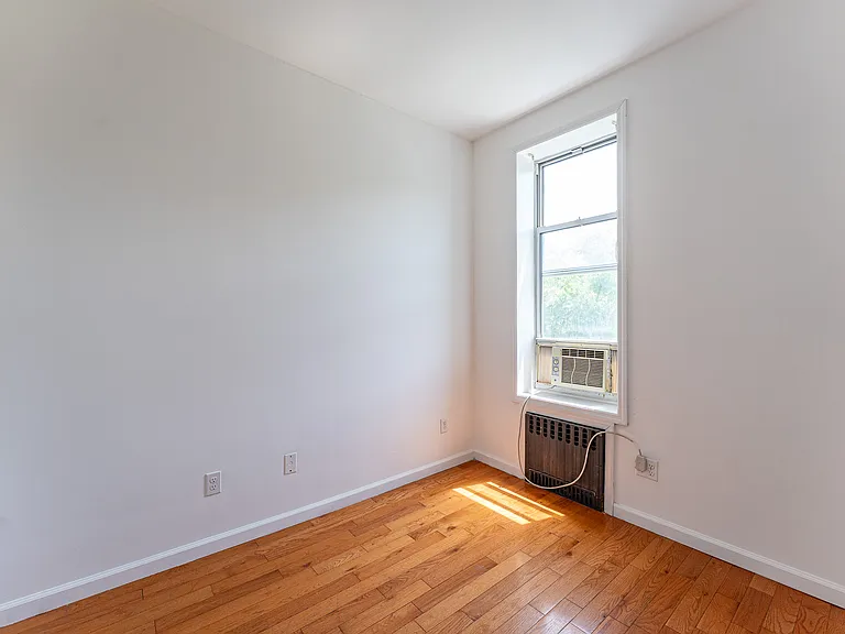 205 Menahan St #3 — Photo 17