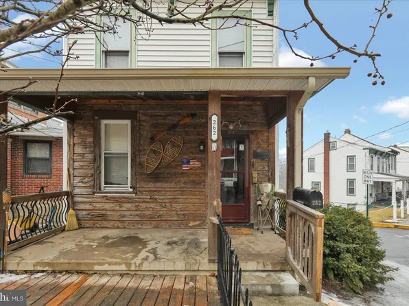 262 N 3rd St, Hamburg, PA 19526