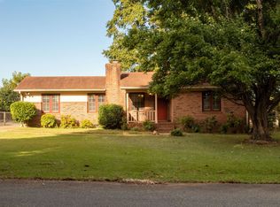 108 Roebuck Dr, Simpsonville, SC 29681