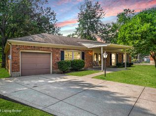 8000 Cavewood Ct, Louisville, KY 40291