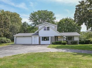 4620 Cherokee Dr, Brookfield, WI 53045
