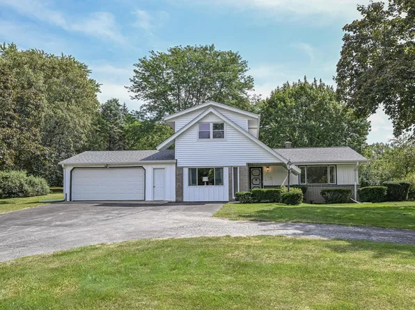 4620 Cherokee DRIVE, Brookfield, WI 53045