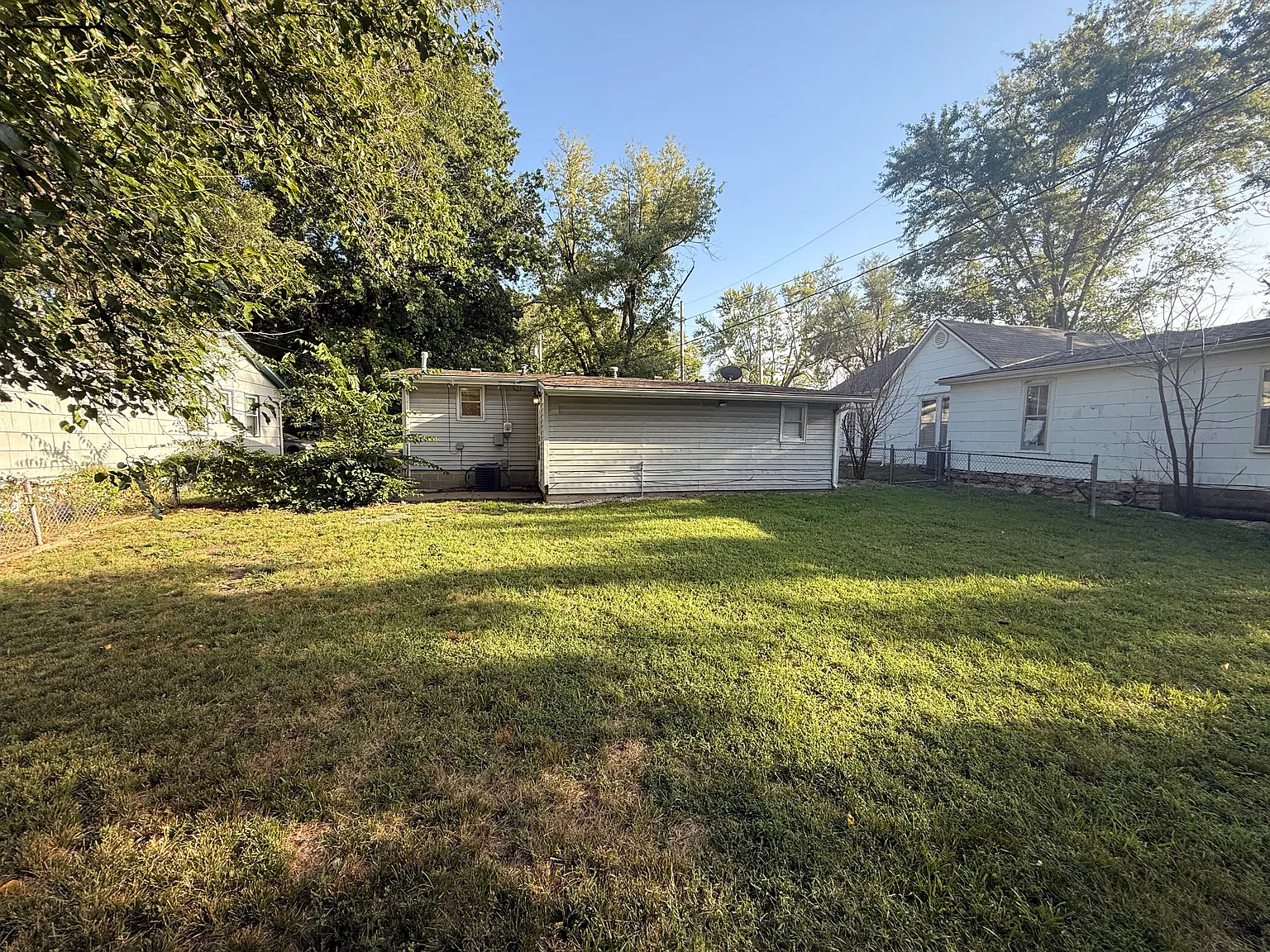 2 bed, 950 sqft, $1,600 — Photo 4