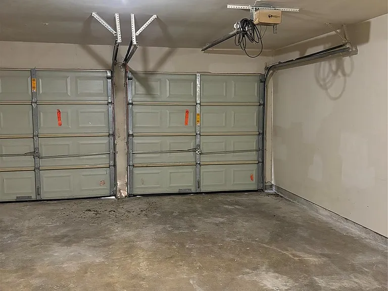 16322 Maplemont Dr — Photo 13