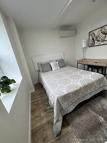 61 Colony St #3B — Photo 7