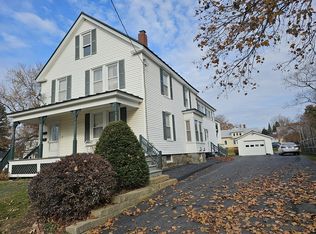 25 Sanger Ave, Waterville, ME 04901