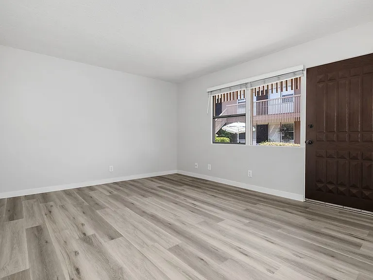 3820 Georgia St #8 — Photo 7
