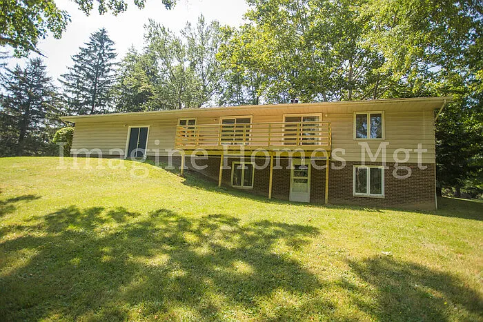 Building Photo - 5095 Som Center Rd