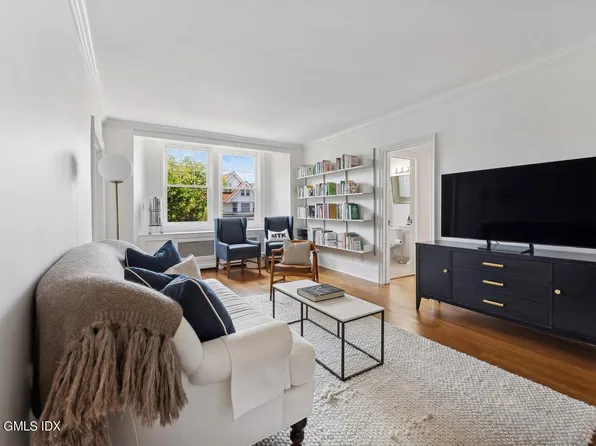 169 Mason St APT 2B, Greenwich, CT 06830