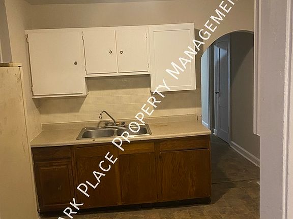 2nd image of 3708 E 34th St