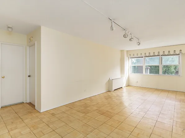 72-35 112th Street image 3 of 10