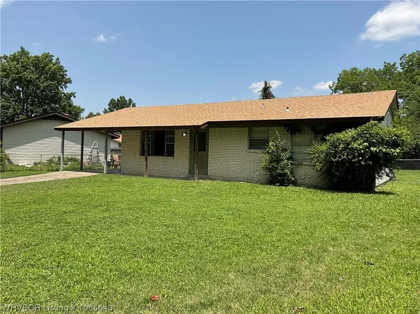 1807 Waco St, Fort Smith, AR 72901