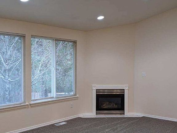 2nd image of 6920 15th Ave SE