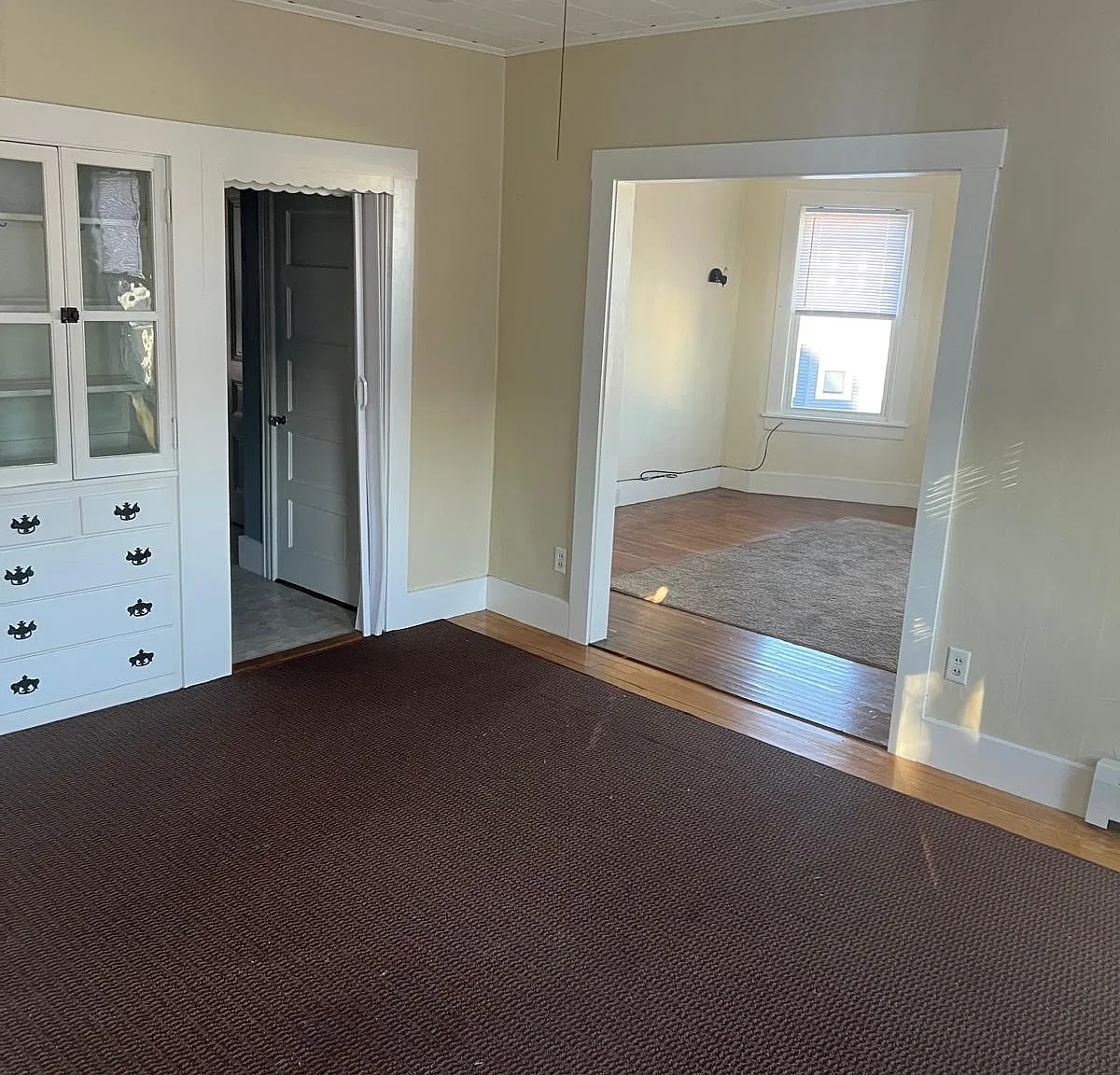 2 bed, 1100 sqft, $1,750 — Photo 1