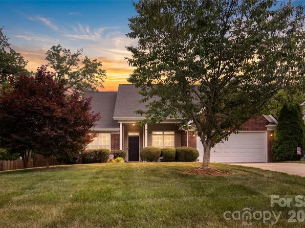 5209 Rocky River Crossing Rd, Harrisburg, NC 28075