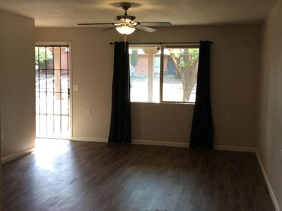 3rd image of 15941 N Anchor Ave