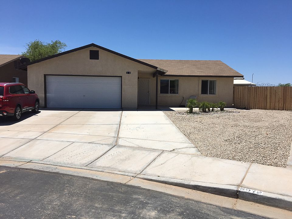 1st image of 3972 S Hinckley Dr