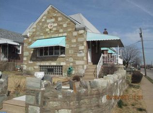 2331 Afton St, Philadelphia, PA 19152