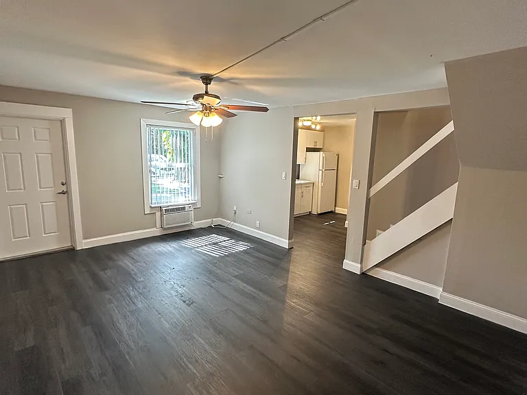3763 NW 4th Ave #5 — Photo 22