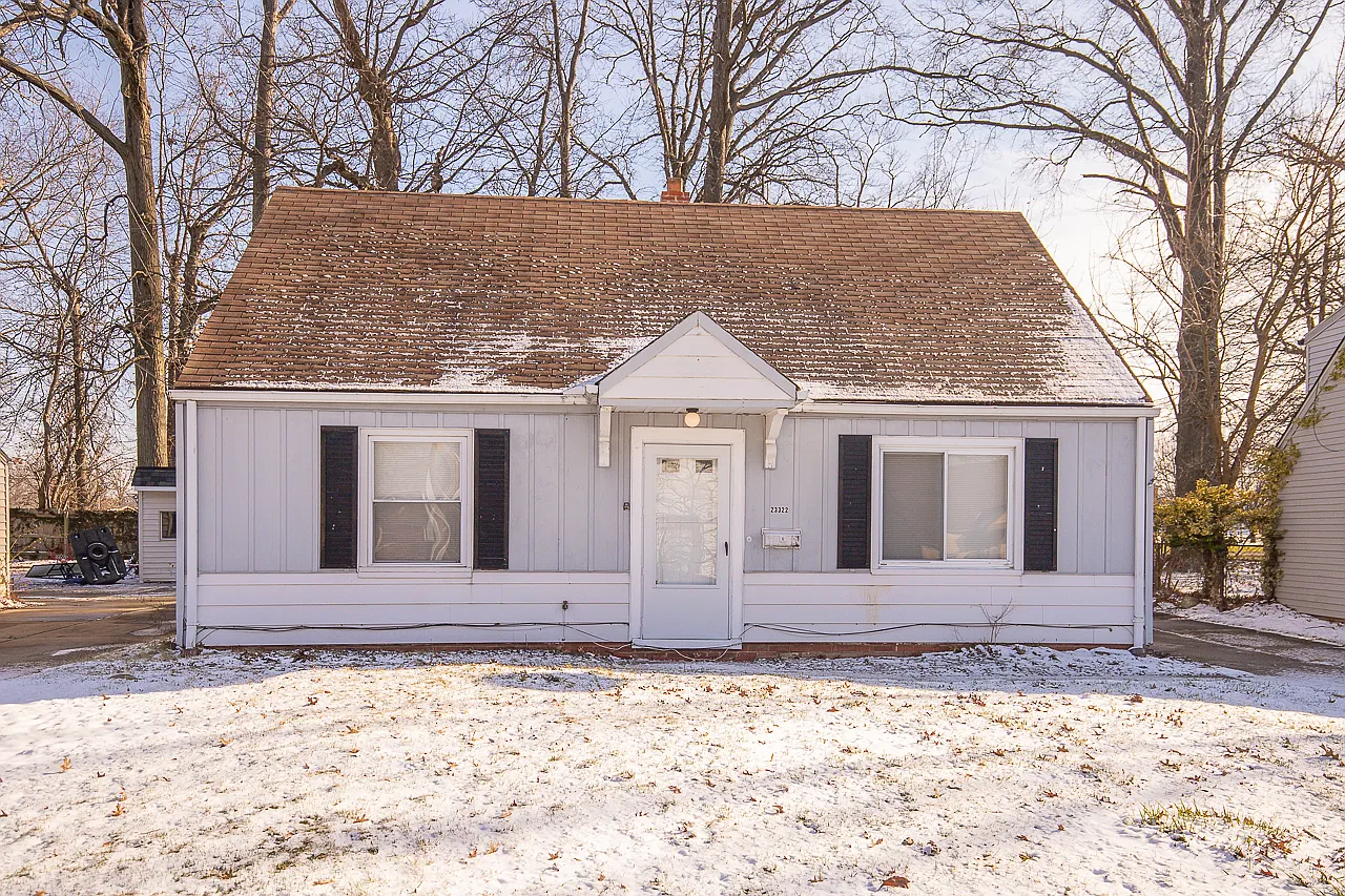 23322 Williams Ave photo 1