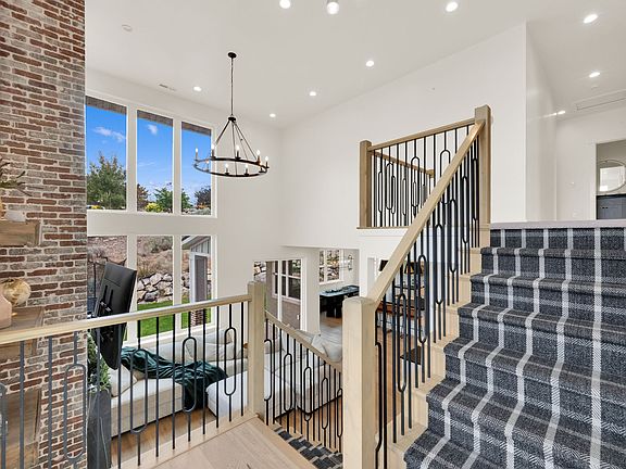 4th image of 9029 N Cornwall Way