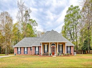 42072 Autumn Dr, Hammond, LA 70403