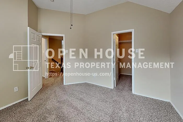 2317 Norwich St — Photo 15