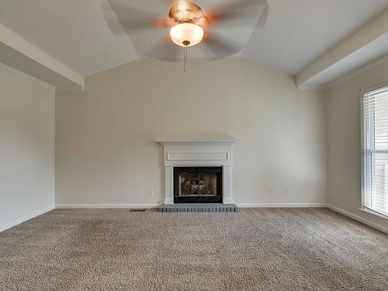 5002 Hairston Ct — Photo 5