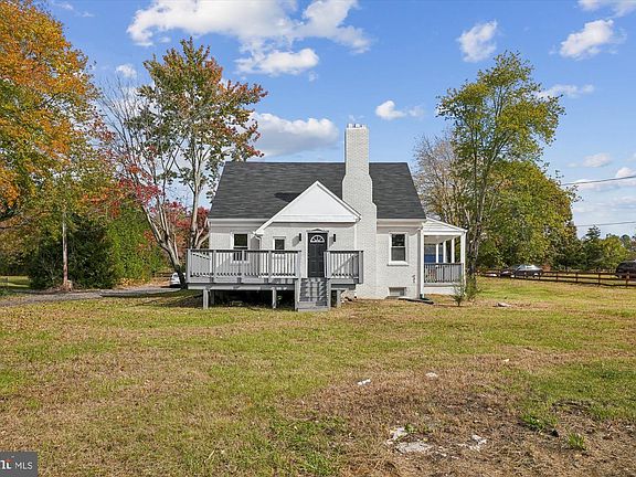 2nd image of 15275 Lukes Ln