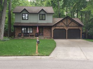 5289 Olde Saybrooke Ct, Grand Blanc, MI 48439